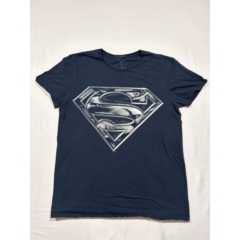 DC Comics Superman Shield Graphic Tee Navy Blue Chrome Logo Distressed Medium